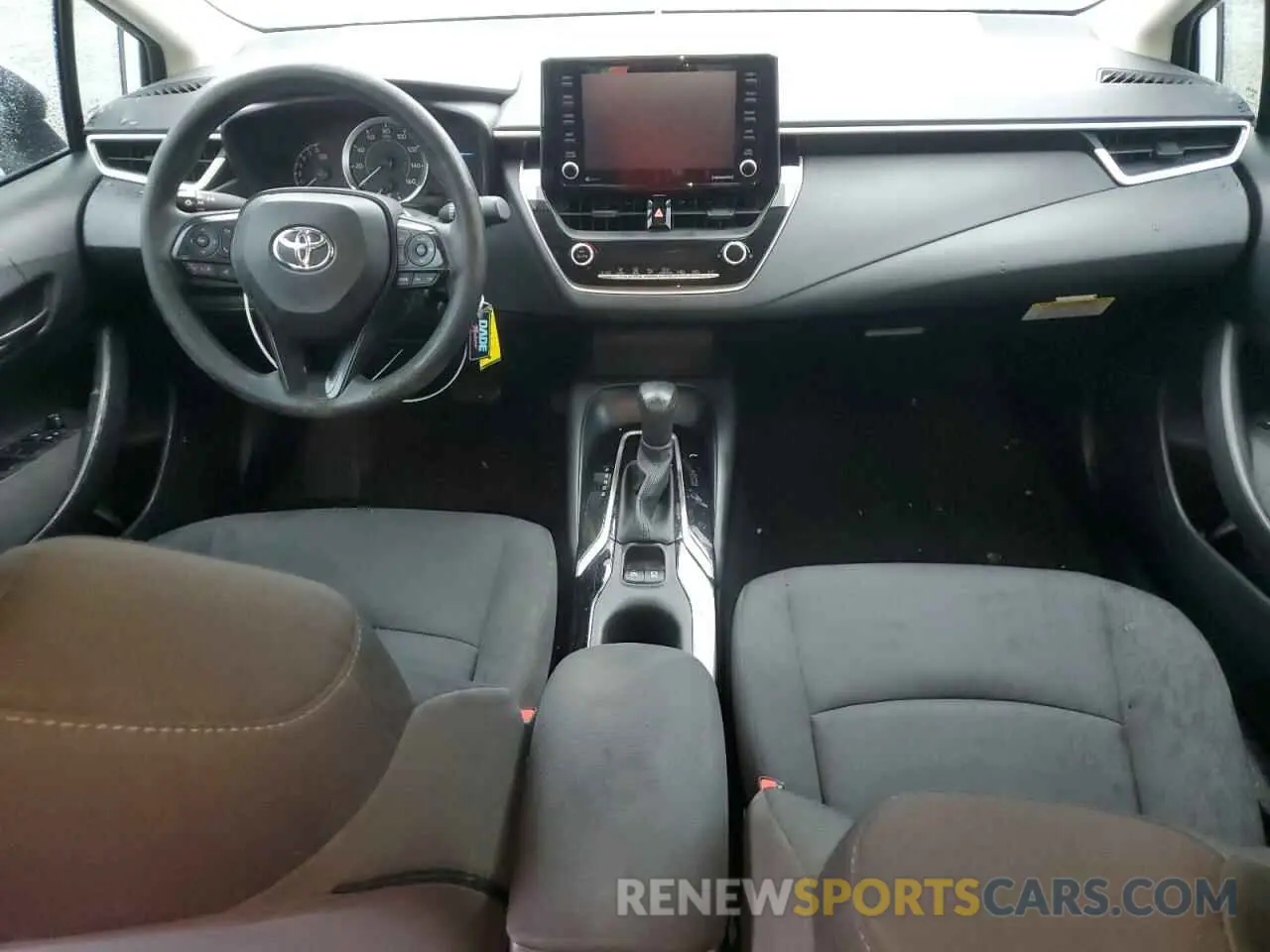 8 Photograph of a damaged car 5YFEPMAE0NP280325 TOYOTA COROLLA 2022