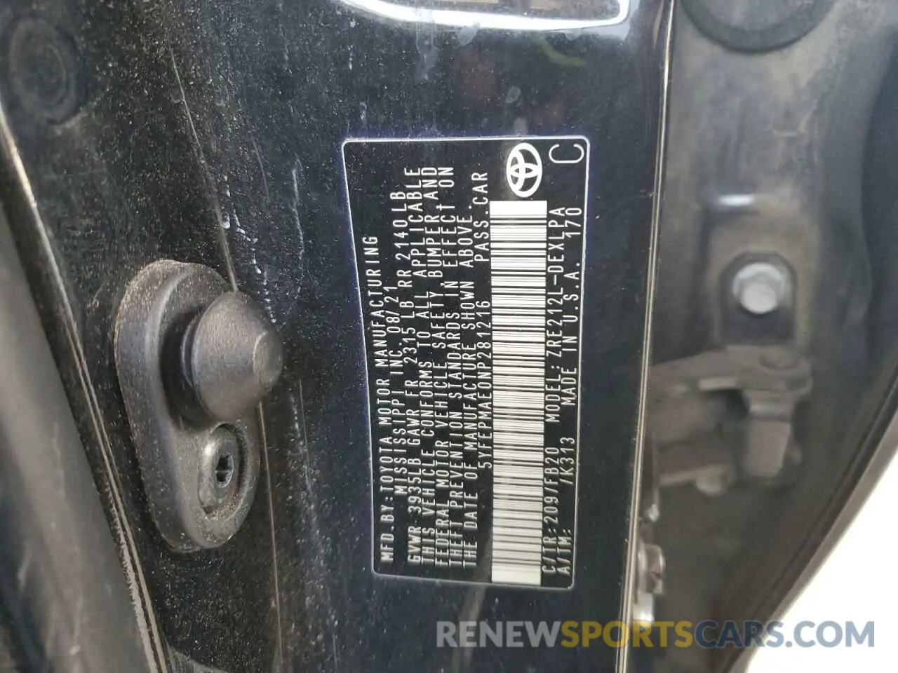 12 Photograph of a damaged car 5YFEPMAE0NP281216 TOYOTA COROLLA 2022