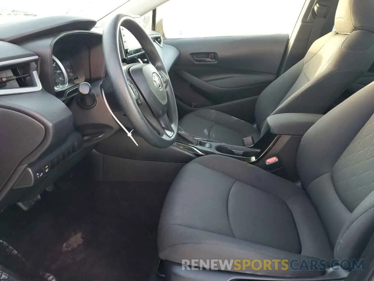7 Photograph of a damaged car 5YFEPMAE0NP286383 TOYOTA COROLLA 2022