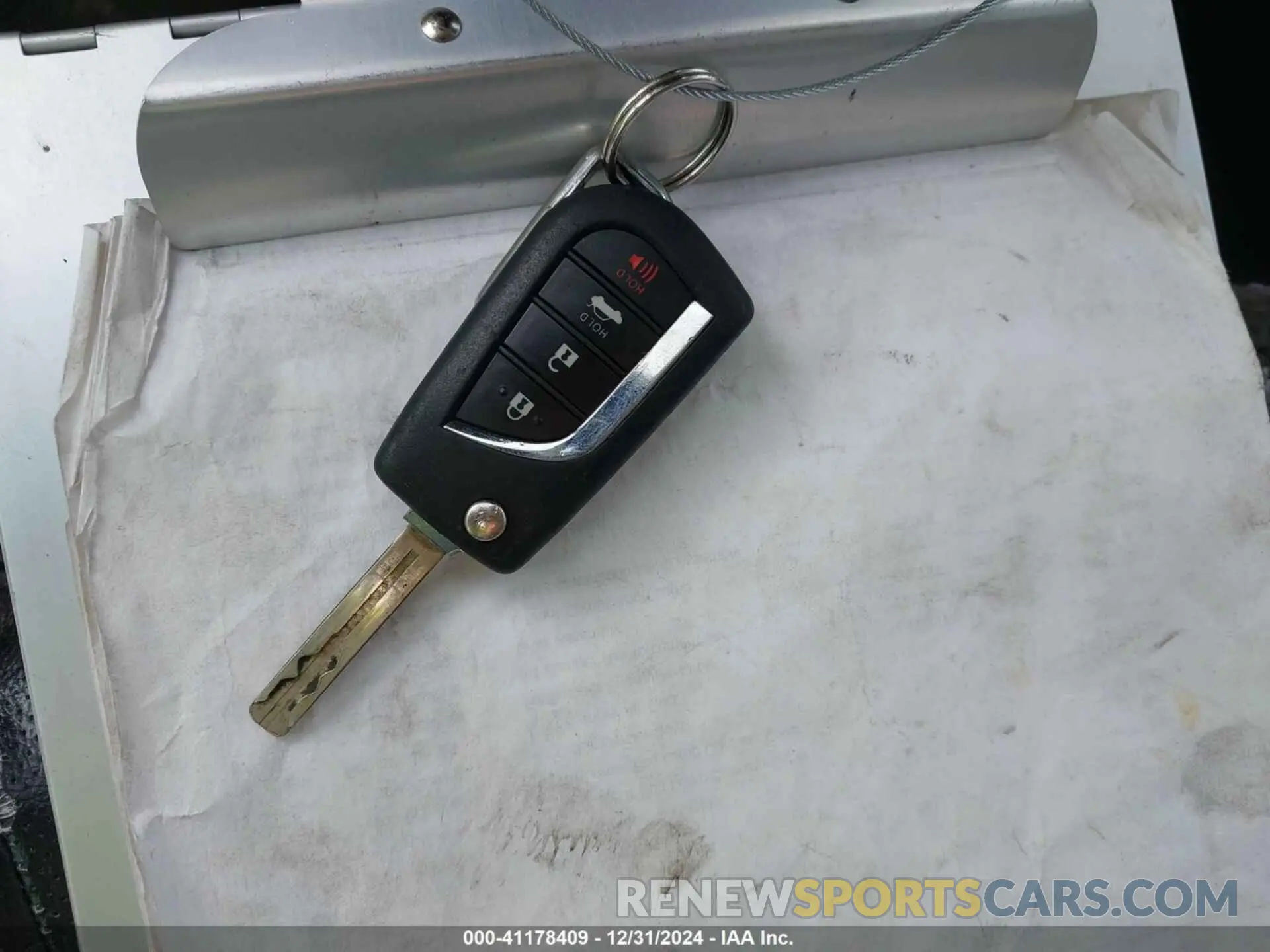 11 Фотография поврежденного автомобиля 5YFEPMAE0NP288327 TOYOTA COROLLA 2022