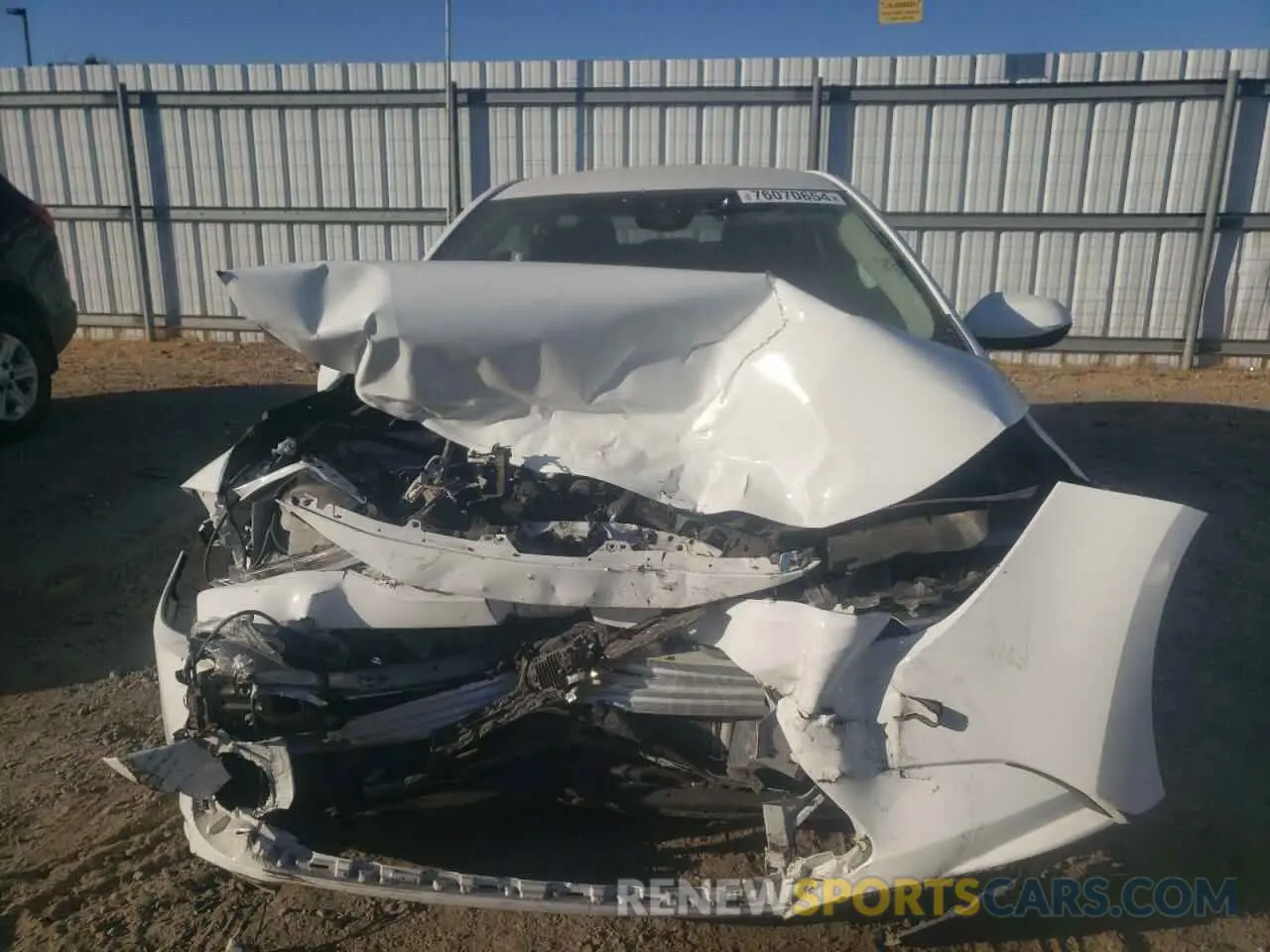 5 Photograph of a damaged car 5YFEPMAE0NP288764 TOYOTA COROLLA 2022