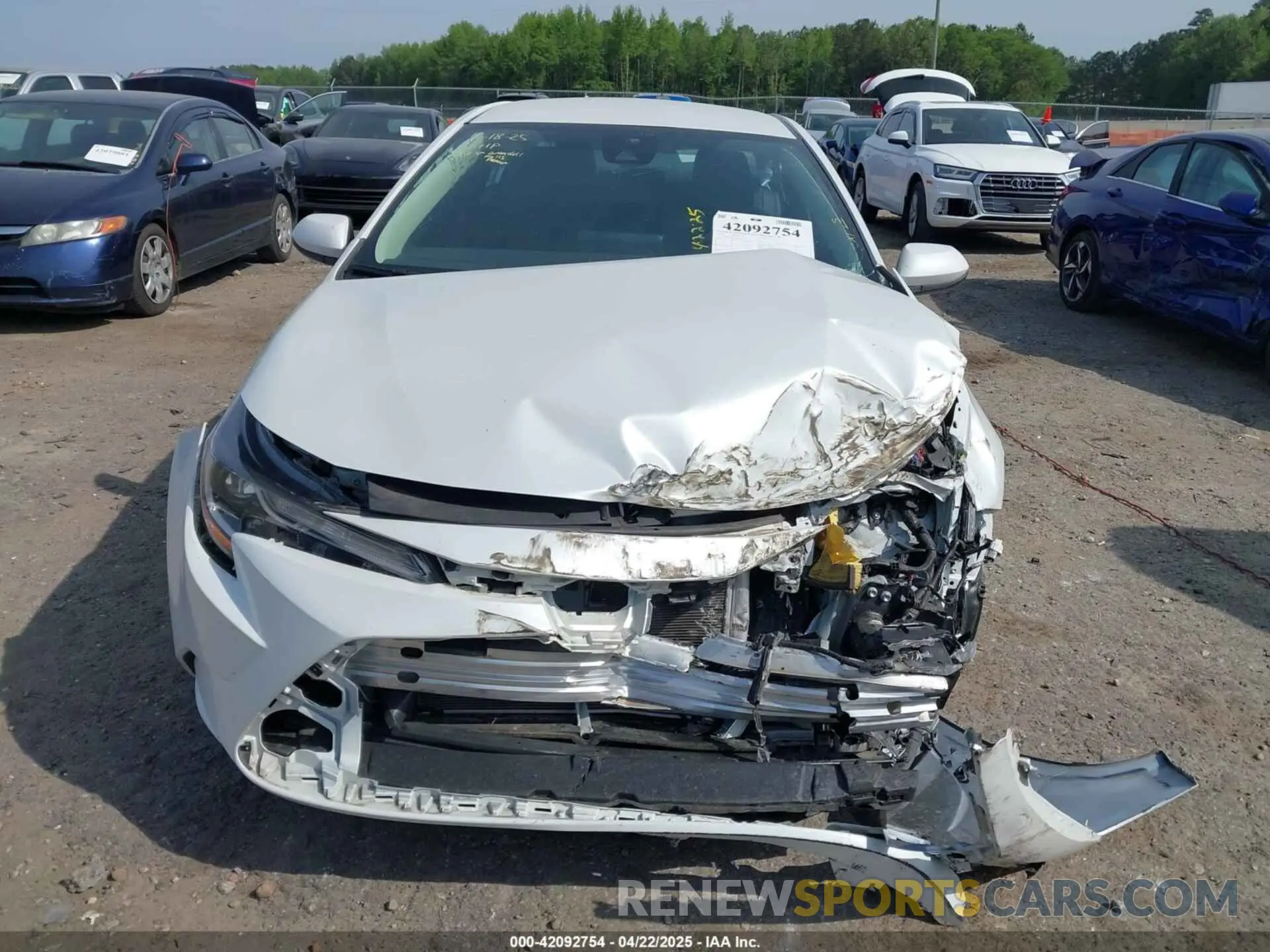 12 Photograph of a damaged car 5YFEPMAE0NP321214 TOYOTA COROLLA 2022
