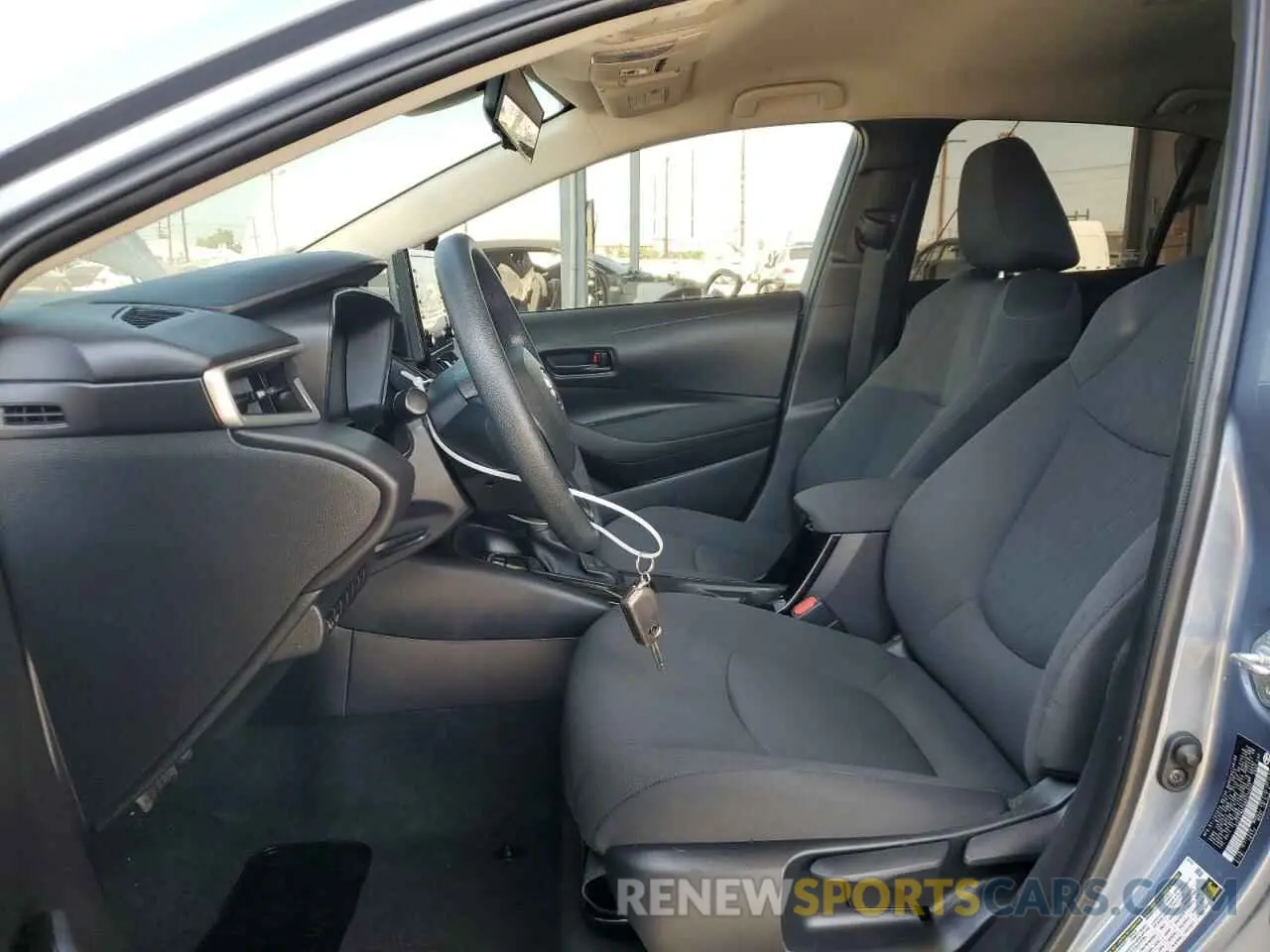 7 Photograph of a damaged car 5YFEPMAE0NP330933 TOYOTA COROLLA 2022