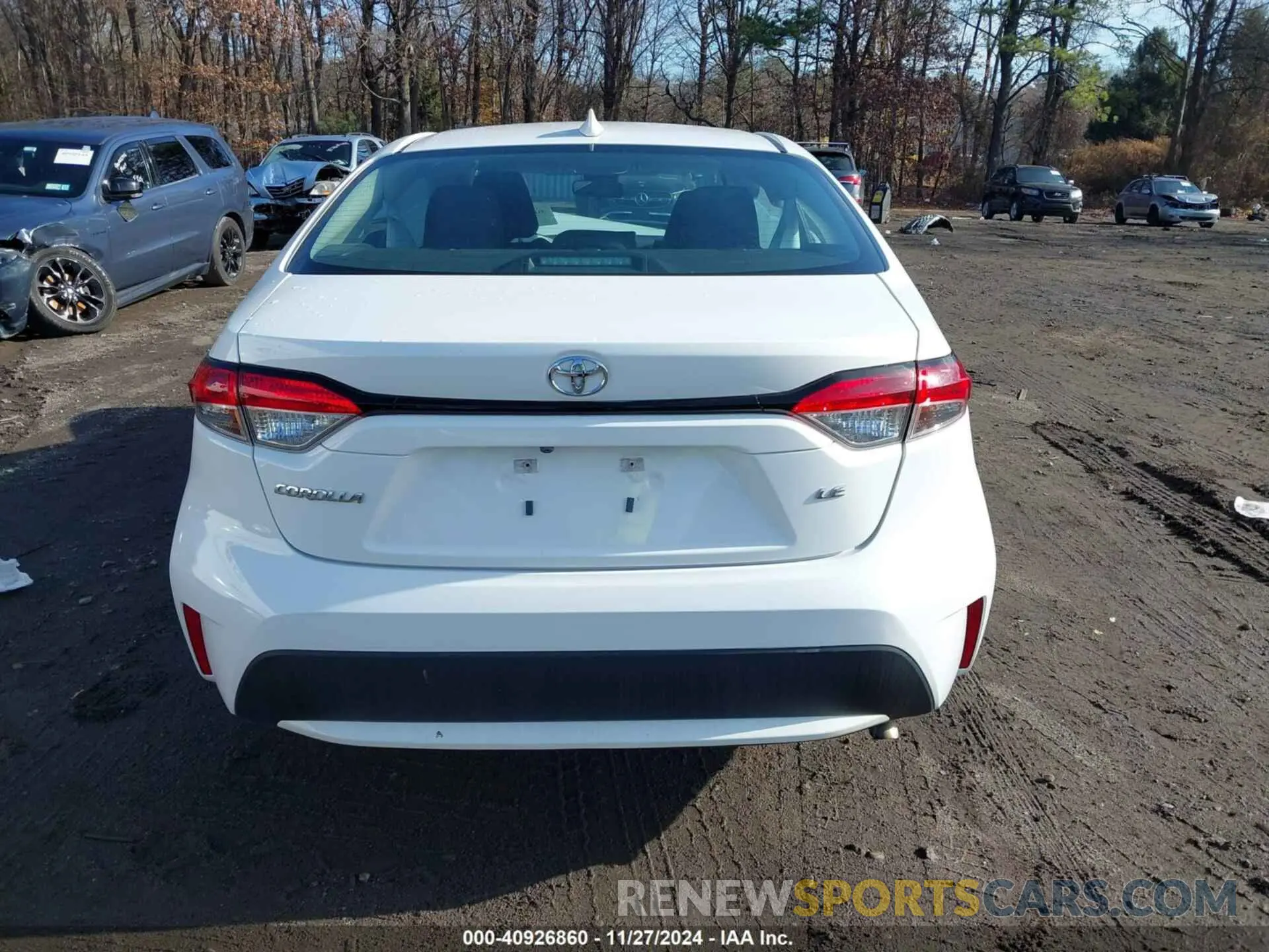 16 Photograph of a damaged car 5YFEPMAE0NP333637 TOYOTA COROLLA 2022