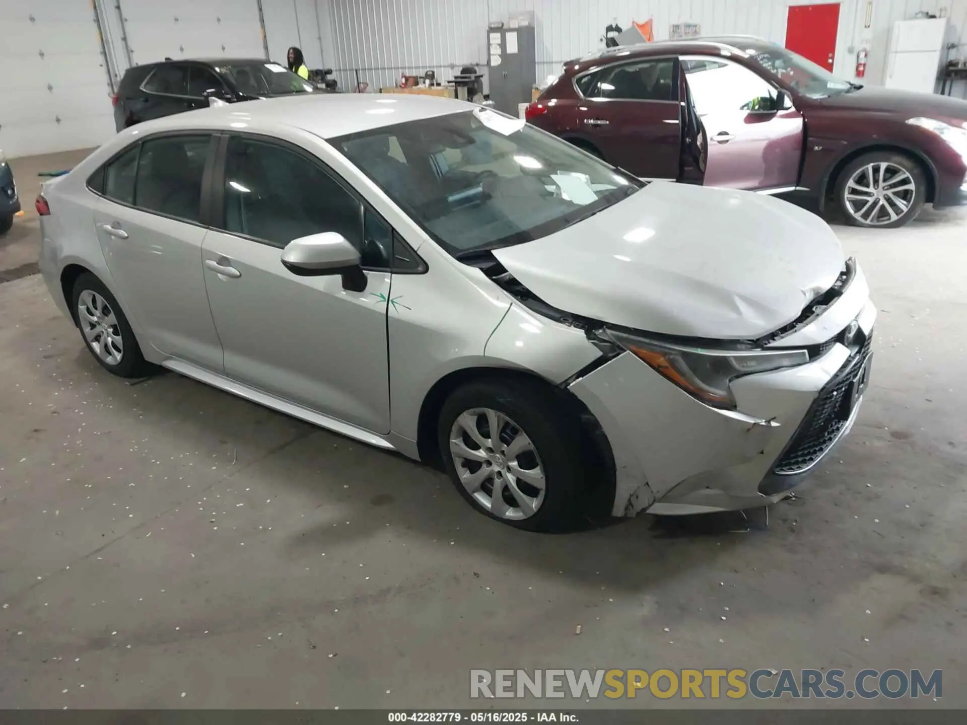 1 Photograph of a damaged car 5YFEPMAE0NP343469 TOYOTA COROLLA 2022