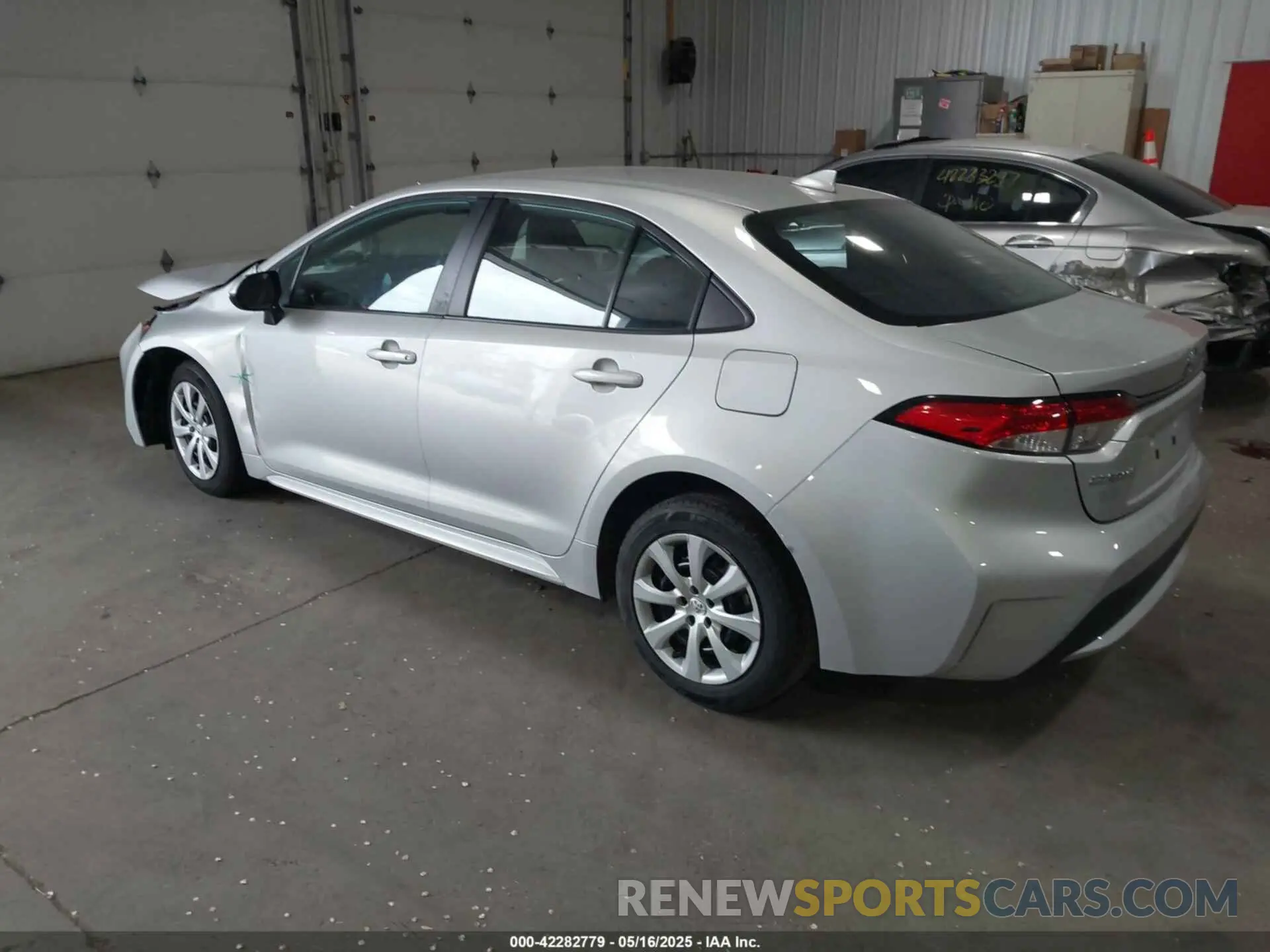 3 Photograph of a damaged car 5YFEPMAE0NP343469 TOYOTA COROLLA 2022