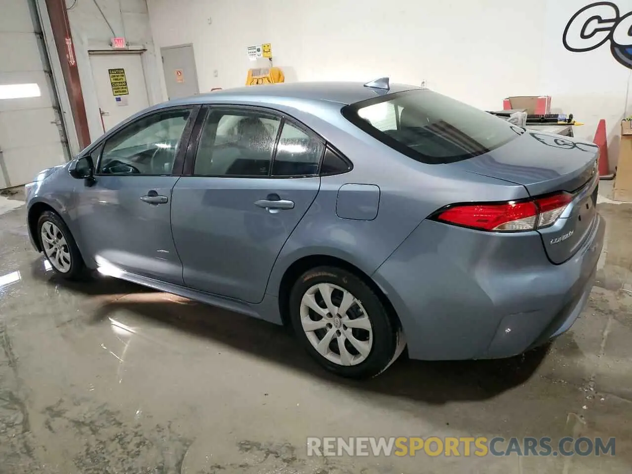 2 Фотография поврежденного автомобиля 5YFEPMAE0NP344282 TOYOTA COROLLA 2022