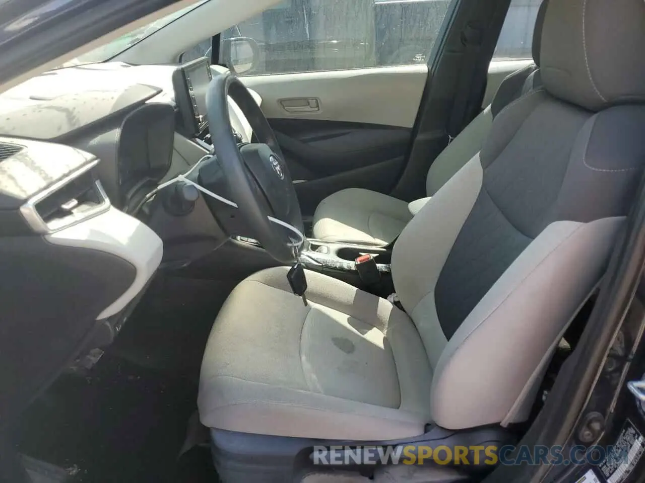7 Photograph of a damaged car 5YFEPMAE0NP361633 TOYOTA COROLLA 2022