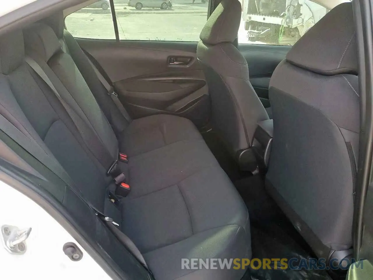 10 Photograph of a damaged car 5YFEPMAE0NP369537 TOYOTA COROLLA 2022