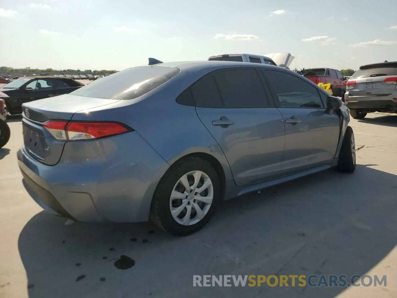 3 Photograph of a damaged car 5YFEPMAE1NP272136 TOYOTA COROLLA 2022