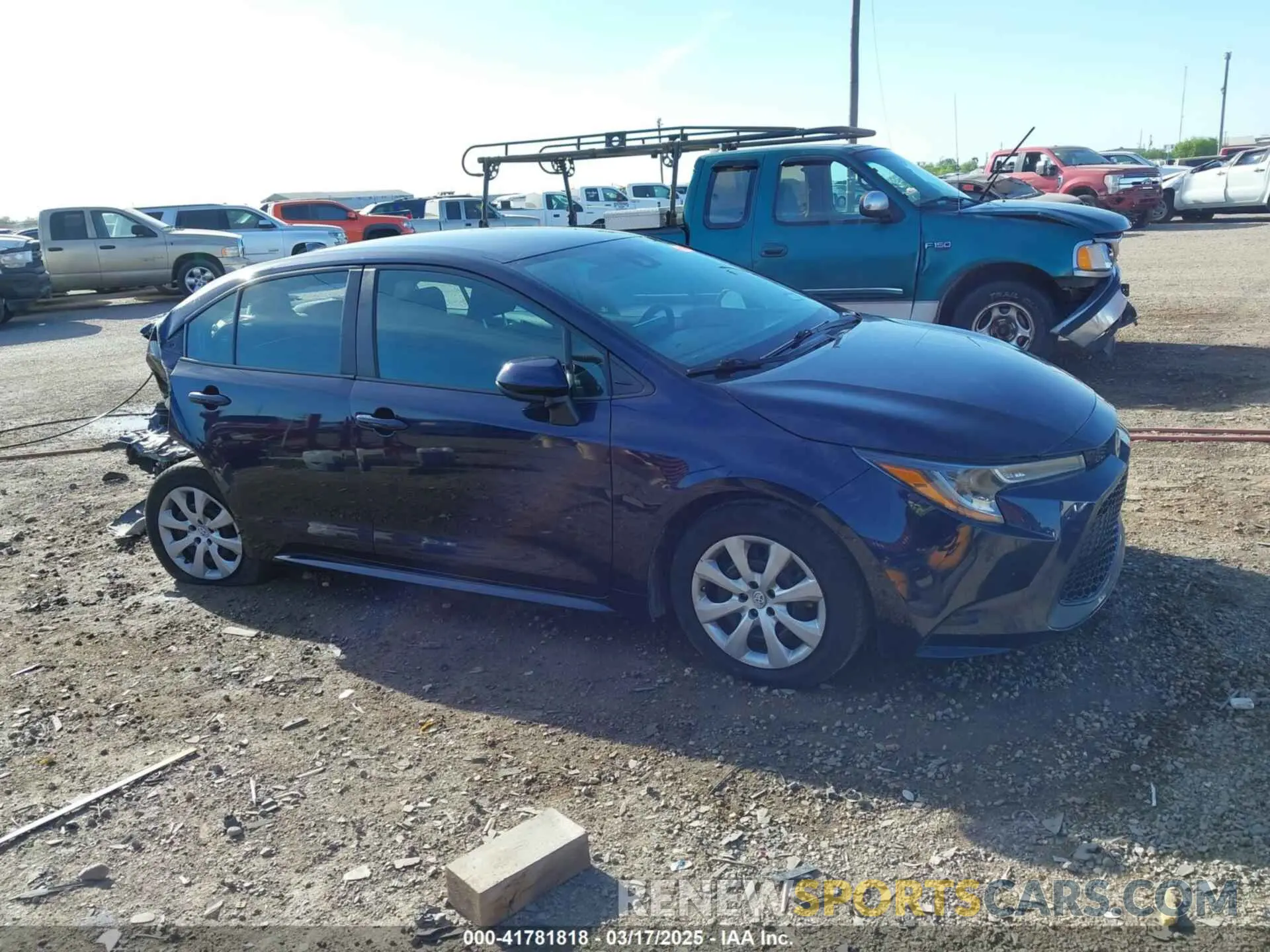 1 Фотография поврежденного автомобиля 5YFEPMAE1NP276235 TOYOTA COROLLA 2022