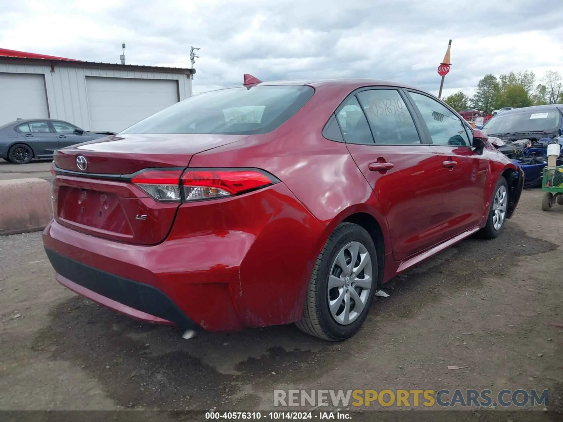 4 Photograph of a damaged car 5YFEPMAE1NP279409 TOYOTA COROLLA 2022