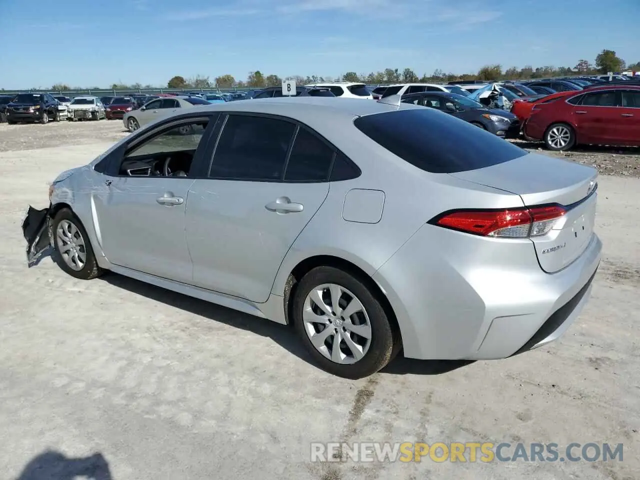 2 Photograph of a damaged car 5YFEPMAE1NP284304 TOYOTA COROLLA 2022