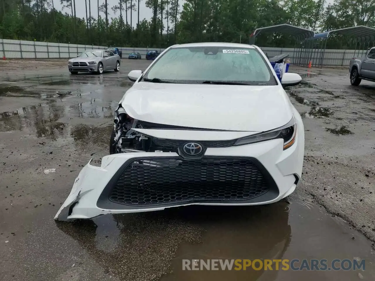 5 Photograph of a damaged car 5YFEPMAE1NP286232 TOYOTA COROLLA 2022