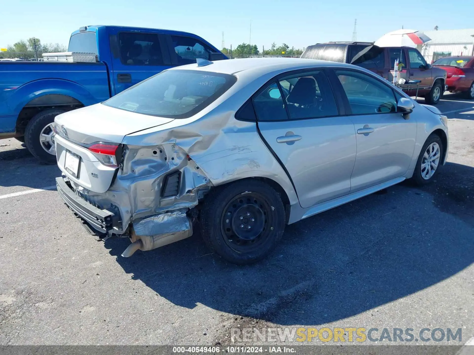 6 Photograph of a damaged car 5YFEPMAE1NP298705 TOYOTA COROLLA 2022