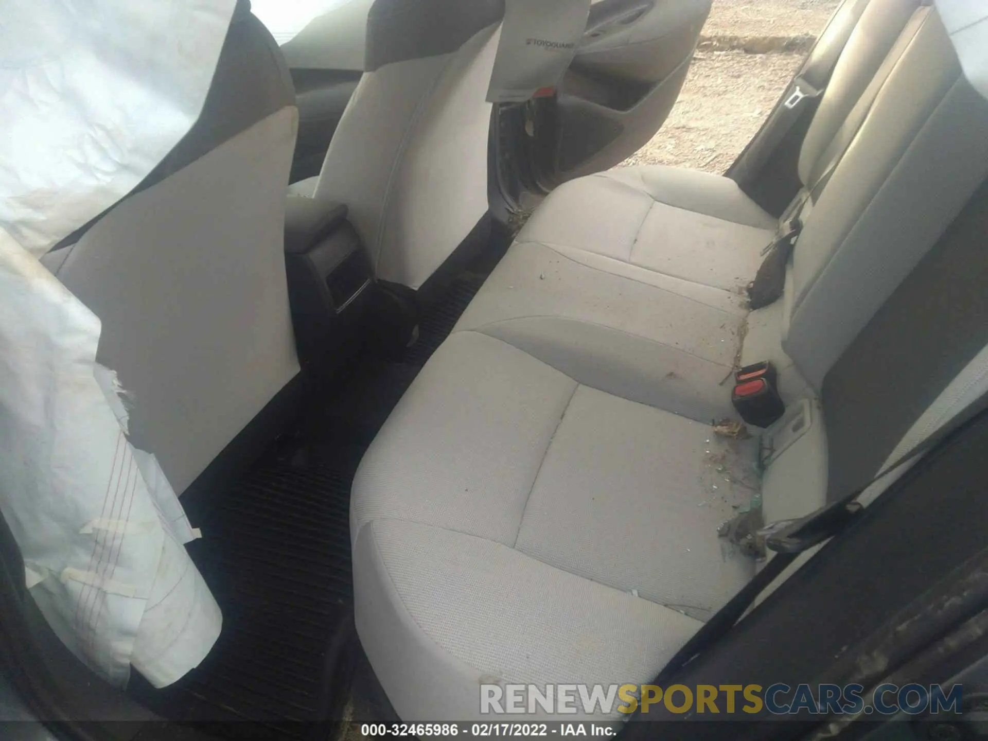 8 Photograph of a damaged car 5YFEPMAE1NP301151 TOYOTA COROLLA 2022