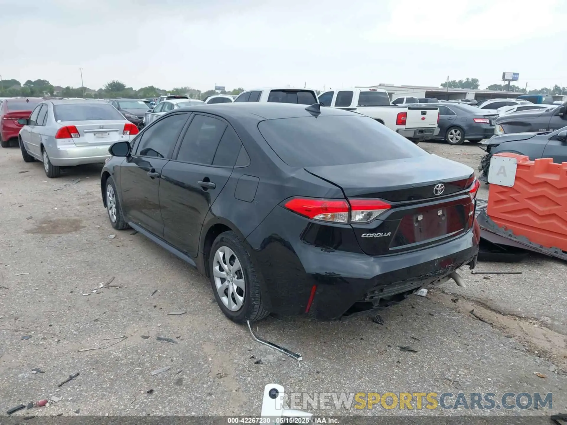 3 Photograph of a damaged car 5YFEPMAE1NP315891 TOYOTA COROLLA 2022