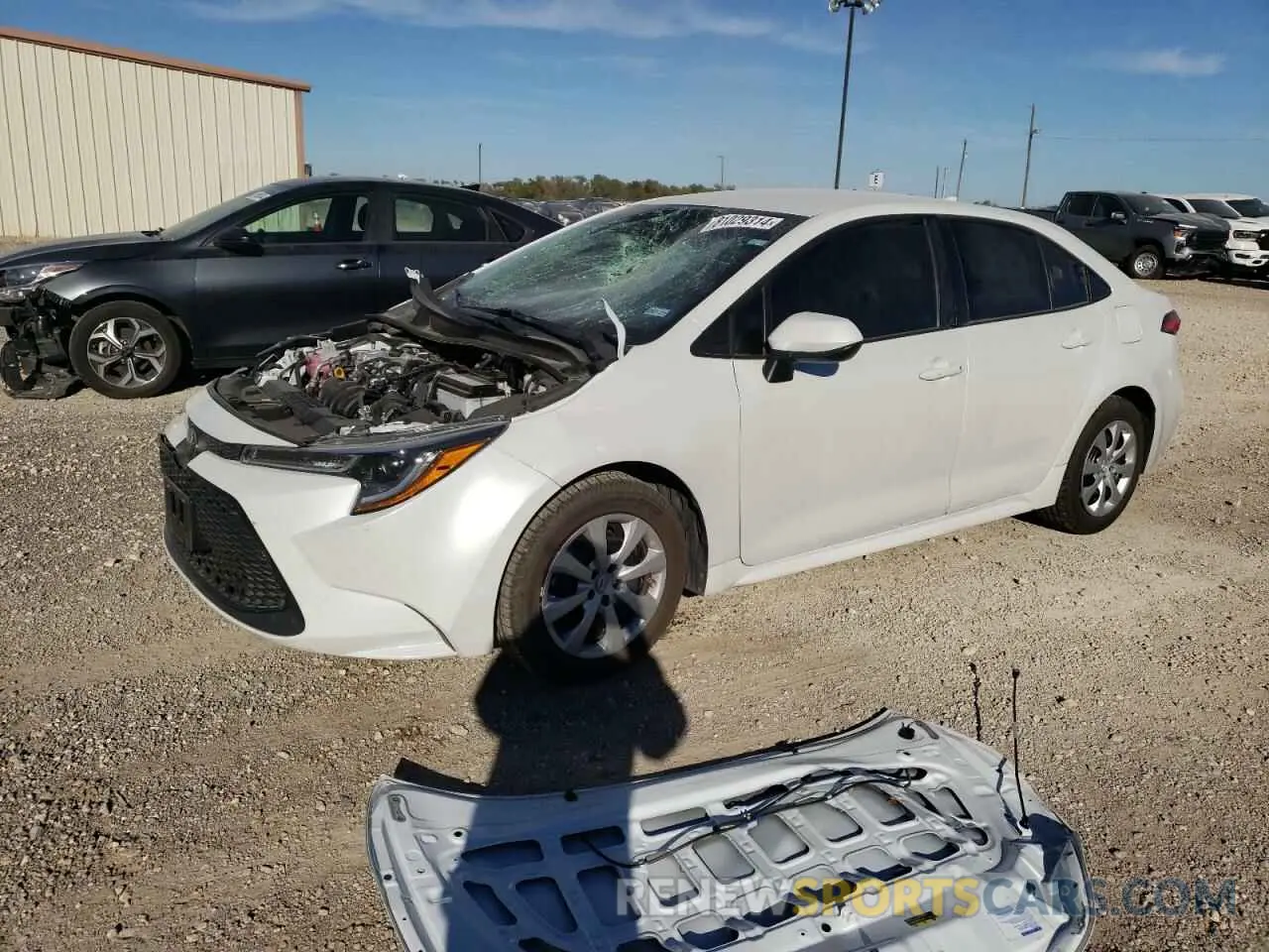 1 Photograph of a damaged car 5YFEPMAE1NP319374 TOYOTA COROLLA 2022