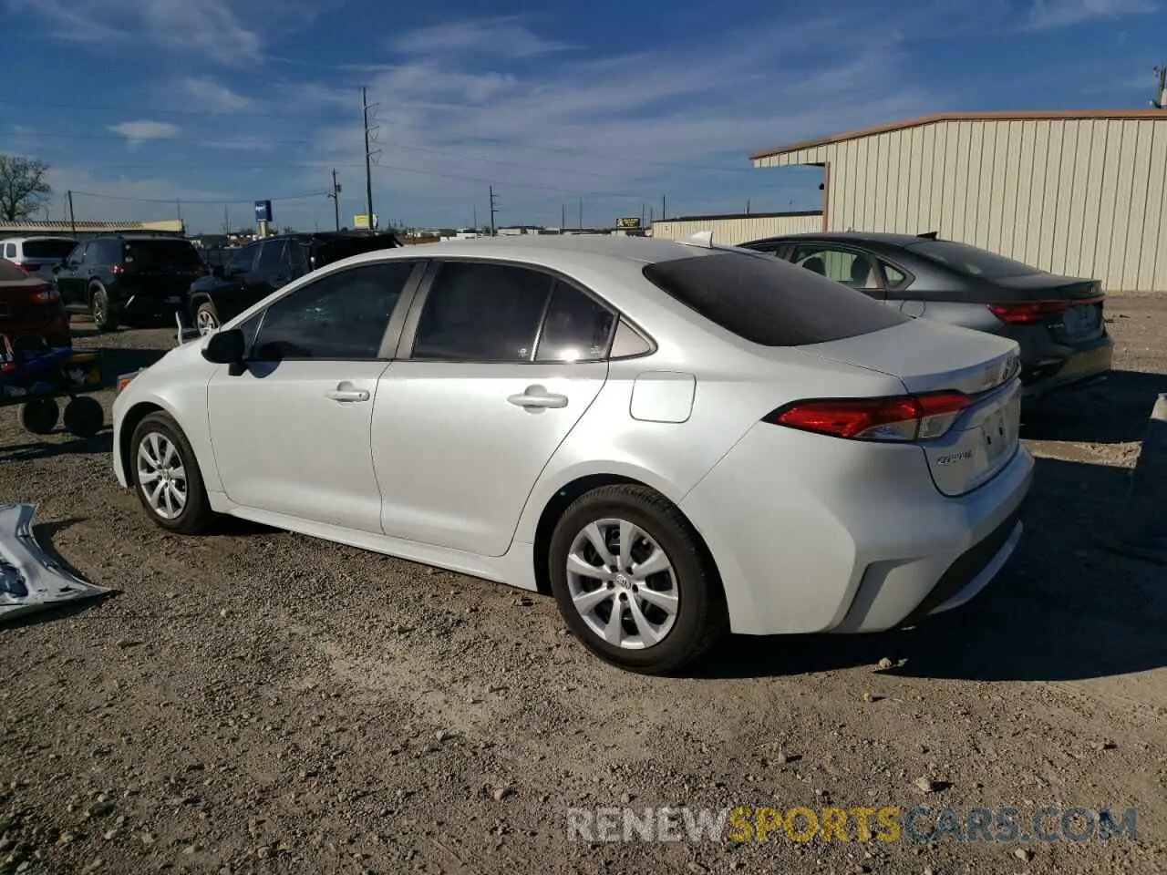 2 Photograph of a damaged car 5YFEPMAE1NP319374 TOYOTA COROLLA 2022