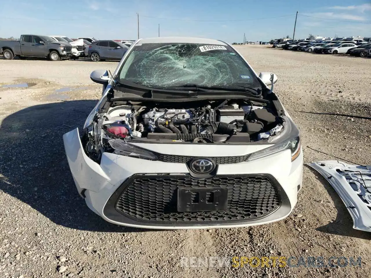 5 Photograph of a damaged car 5YFEPMAE1NP319374 TOYOTA COROLLA 2022