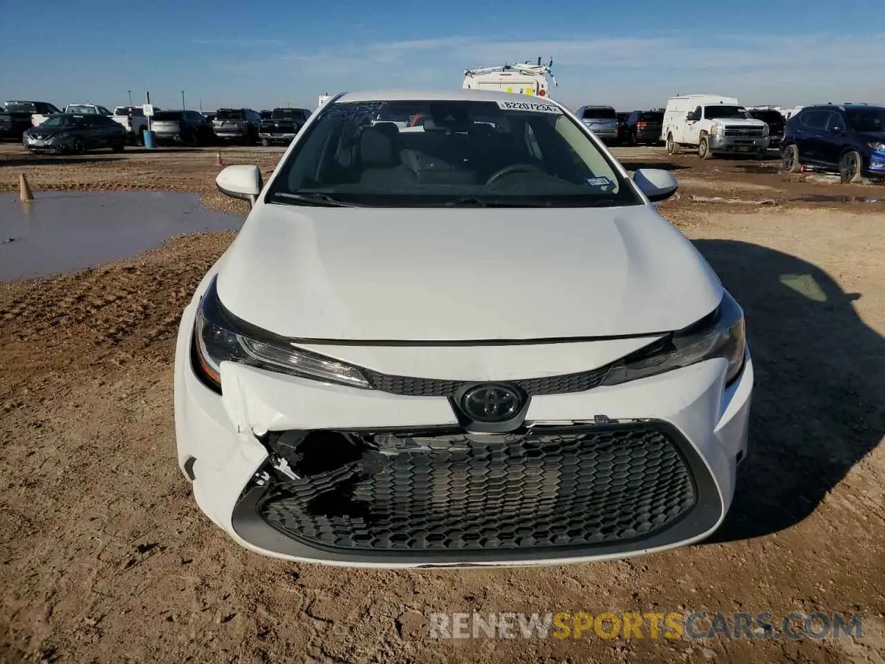 5 Photograph of a damaged car 5YFEPMAE1NP324896 TOYOTA COROLLA 2022