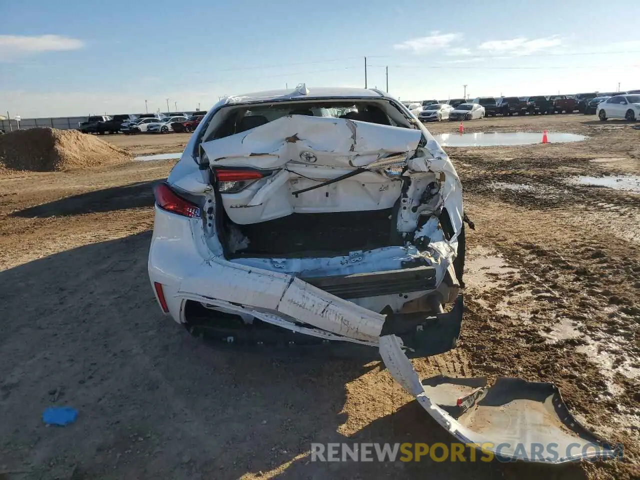 6 Photograph of a damaged car 5YFEPMAE1NP324896 TOYOTA COROLLA 2022