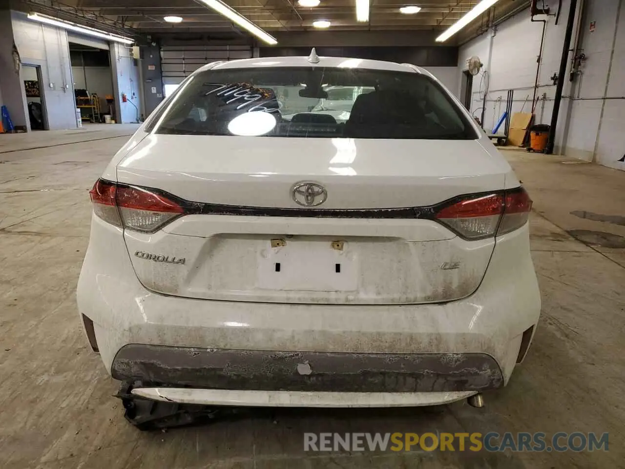 6 Фотография поврежденного автомобиля 5YFEPMAE1NP339575 TOYOTA COROLLA 2022