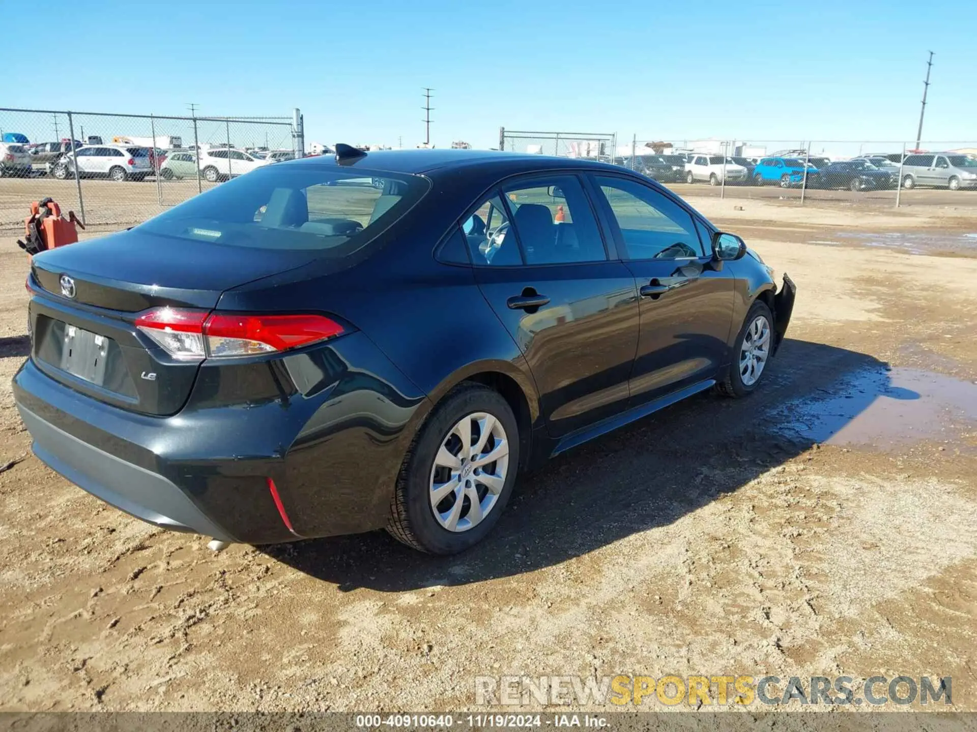 4 Photograph of a damaged car 5YFEPMAE1NP344419 TOYOTA COROLLA 2022