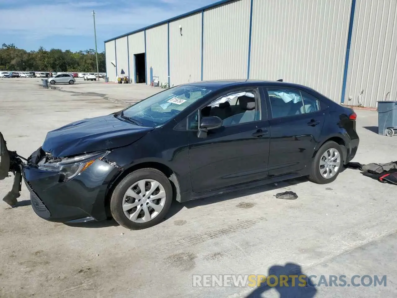 1 Photograph of a damaged car 5YFEPMAE1NP373807 TOYOTA COROLLA 2022