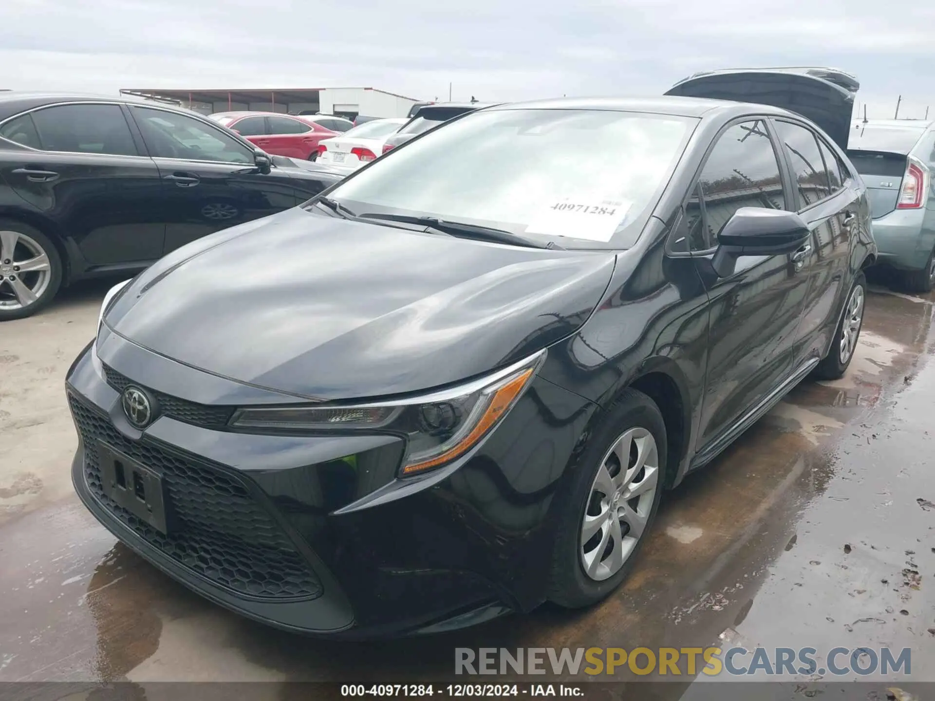2 Photograph of a damaged car 5YFEPMAE1NP381468 TOYOTA COROLLA 2022