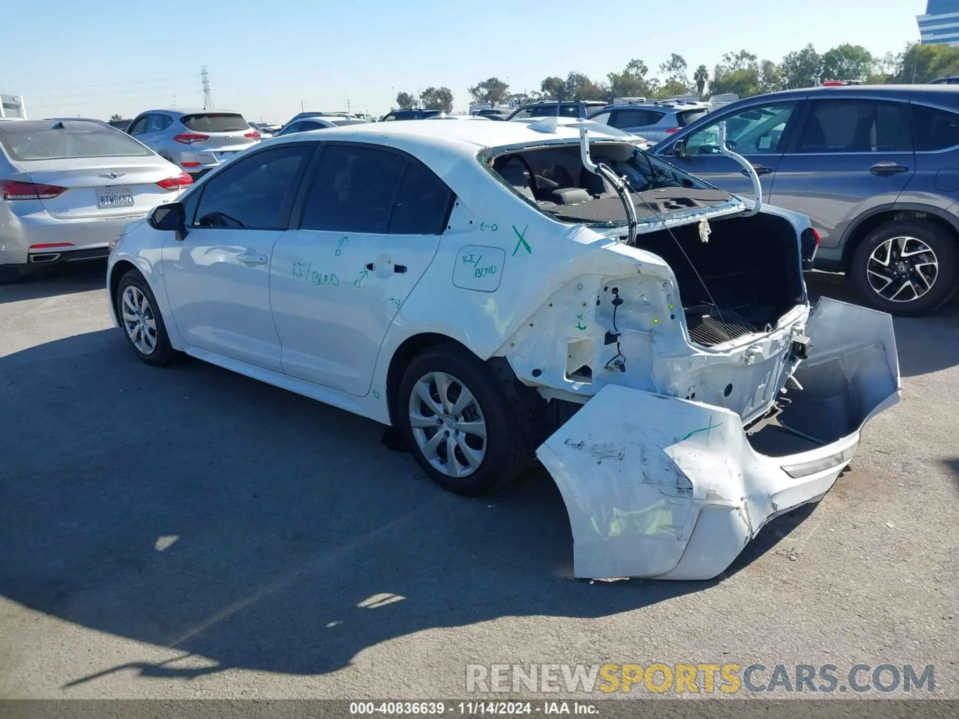 3 Фотография поврежденного автомобиля 5YFEPMAE2NP285946 TOYOTA COROLLA 2022