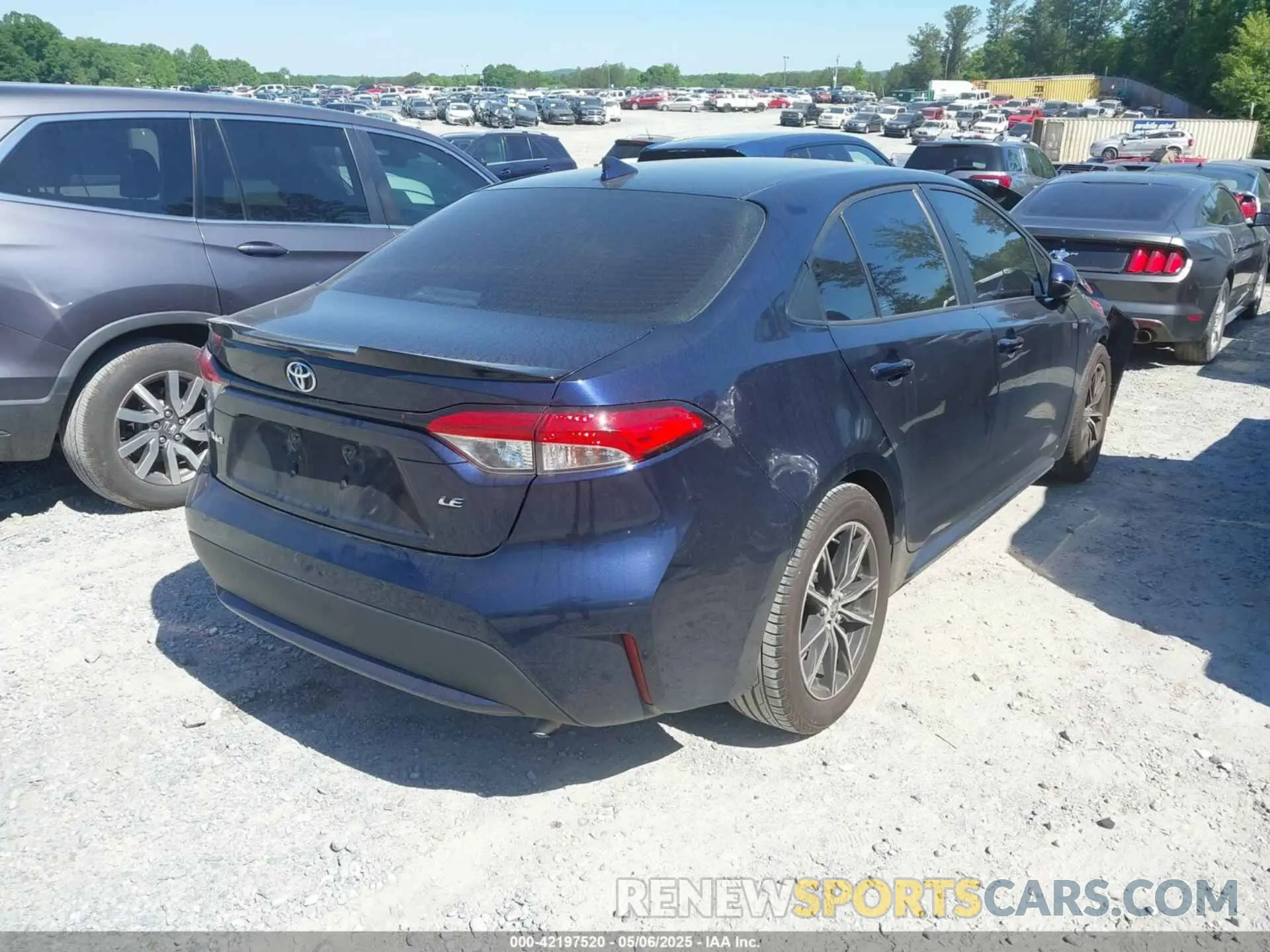 4 Photograph of a damaged car 5YFEPMAE2NP287552 TOYOTA COROLLA 2022