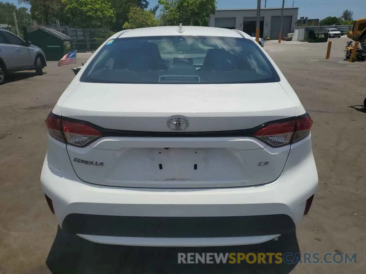 6 Photograph of a damaged car 5YFEPMAE2NP307928 TOYOTA COROLLA 2022