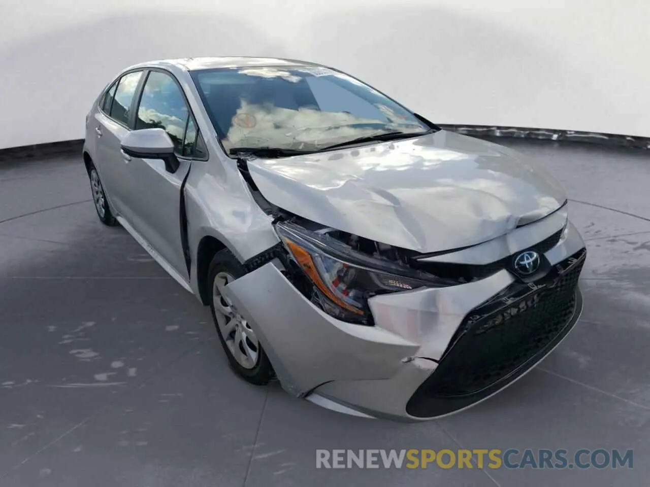 4 Photograph of a damaged car 5YFEPMAE2NP318007 TOYOTA COROLLA 2022