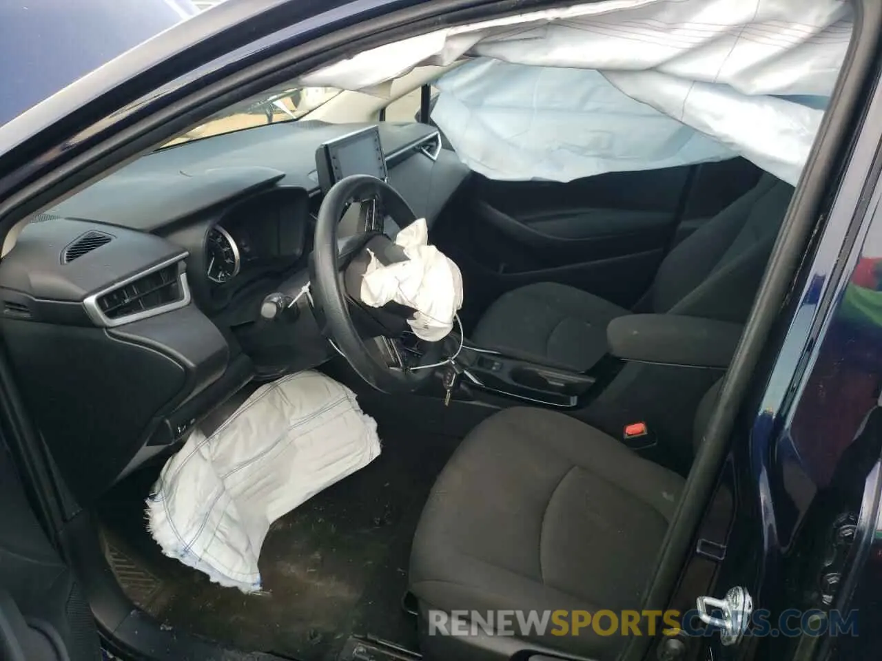 7 Photograph of a damaged car 5YFEPMAE2NP333414 TOYOTA COROLLA 2022