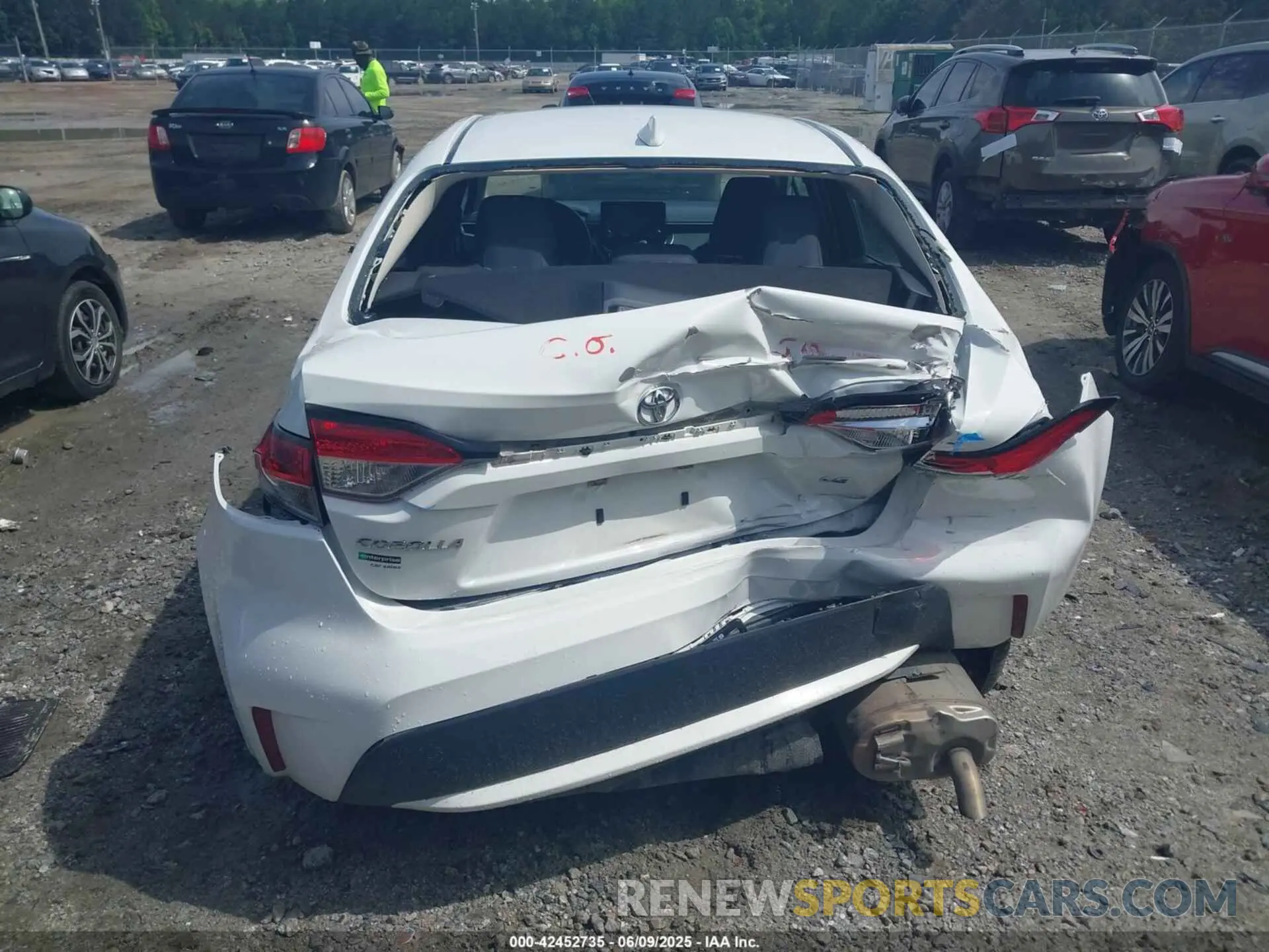 16 Photograph of a damaged car 5YFEPMAE2NP342372 TOYOTA COROLLA 2022