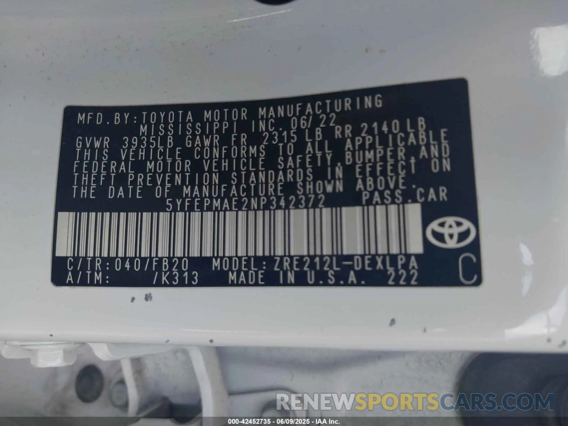 9 Photograph of a damaged car 5YFEPMAE2NP342372 TOYOTA COROLLA 2022