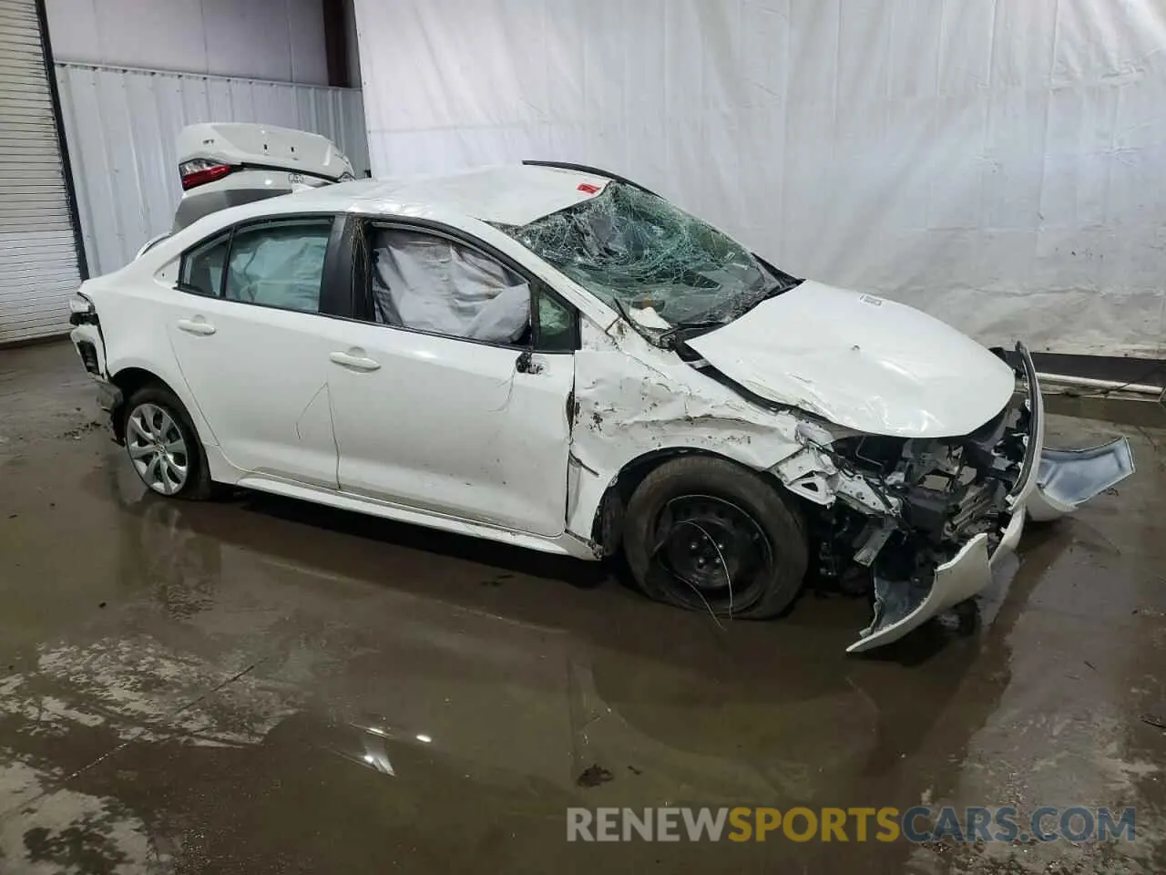 4 Photograph of a damaged car 5YFEPMAE2NP344509 TOYOTA COROLLA 2022