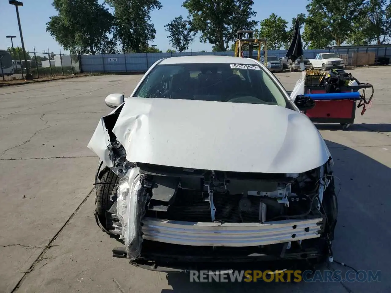 5 Photograph of a damaged car 5YFEPMAE2NP376571 TOYOTA COROLLA 2022