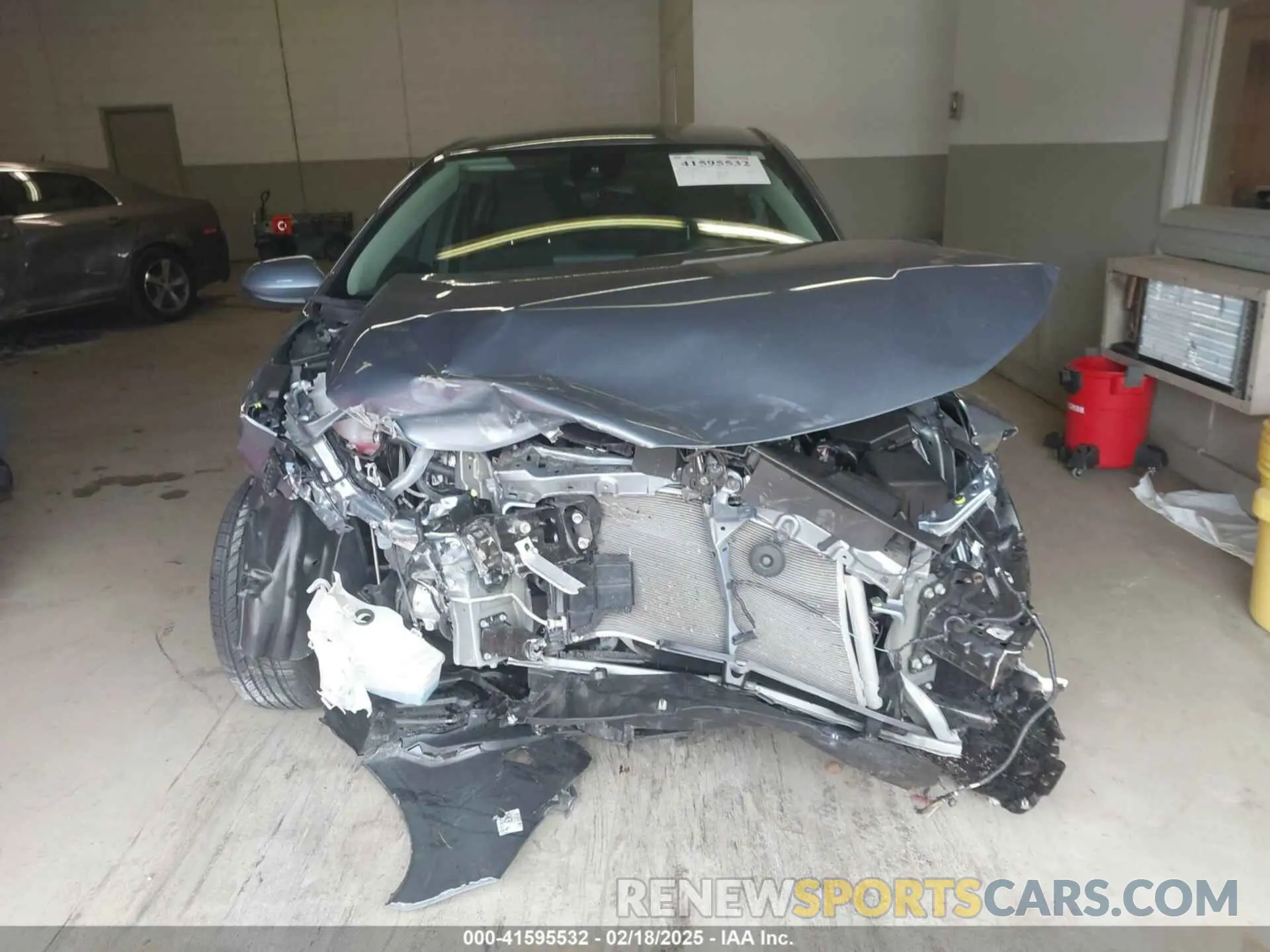 13 Фотография поврежденного автомобиля 5YFEPMAE2NP383911 TOYOTA COROLLA 2022