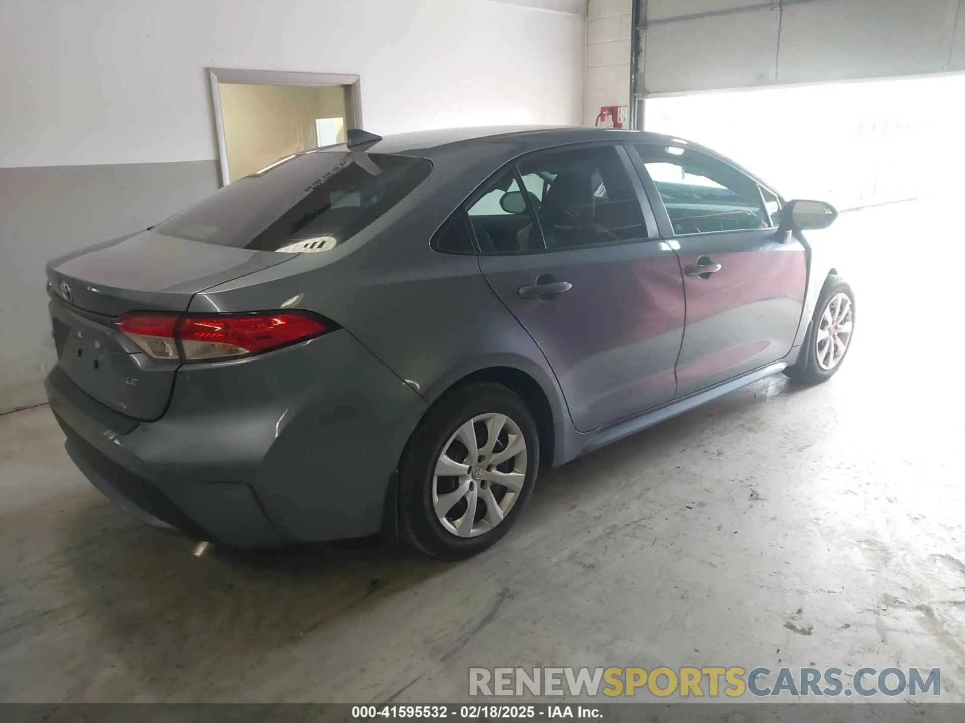 4 Фотография поврежденного автомобиля 5YFEPMAE2NP383911 TOYOTA COROLLA 2022
