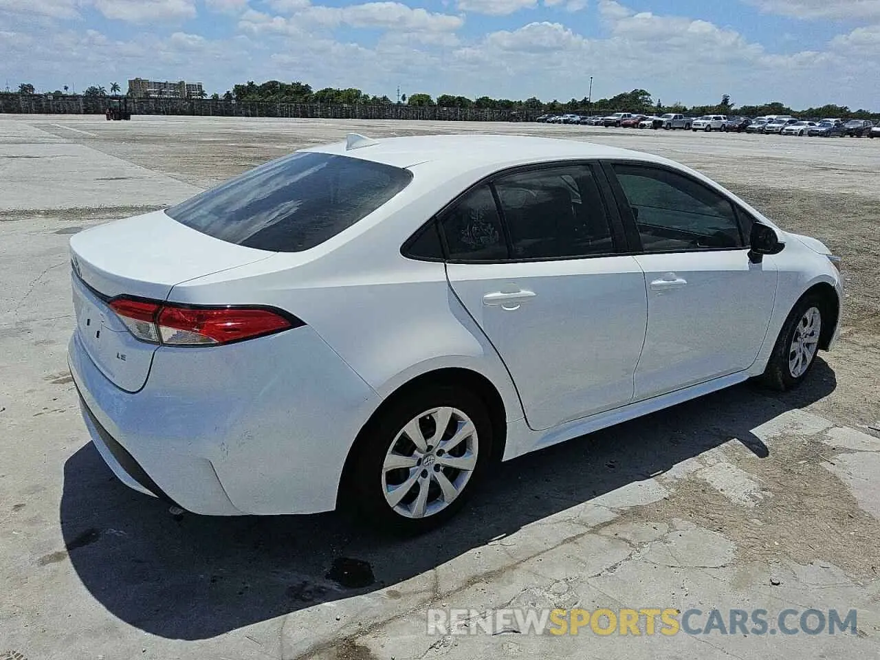 3 Photograph of a damaged car 5YFEPMAE2NP388171 TOYOTA COROLLA 2022