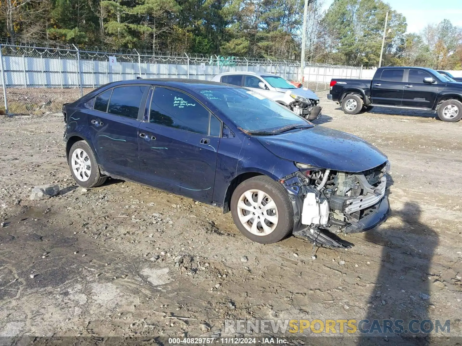 1 Photograph of a damaged car 5YFEPMAE3NP279136 TOYOTA COROLLA 2022