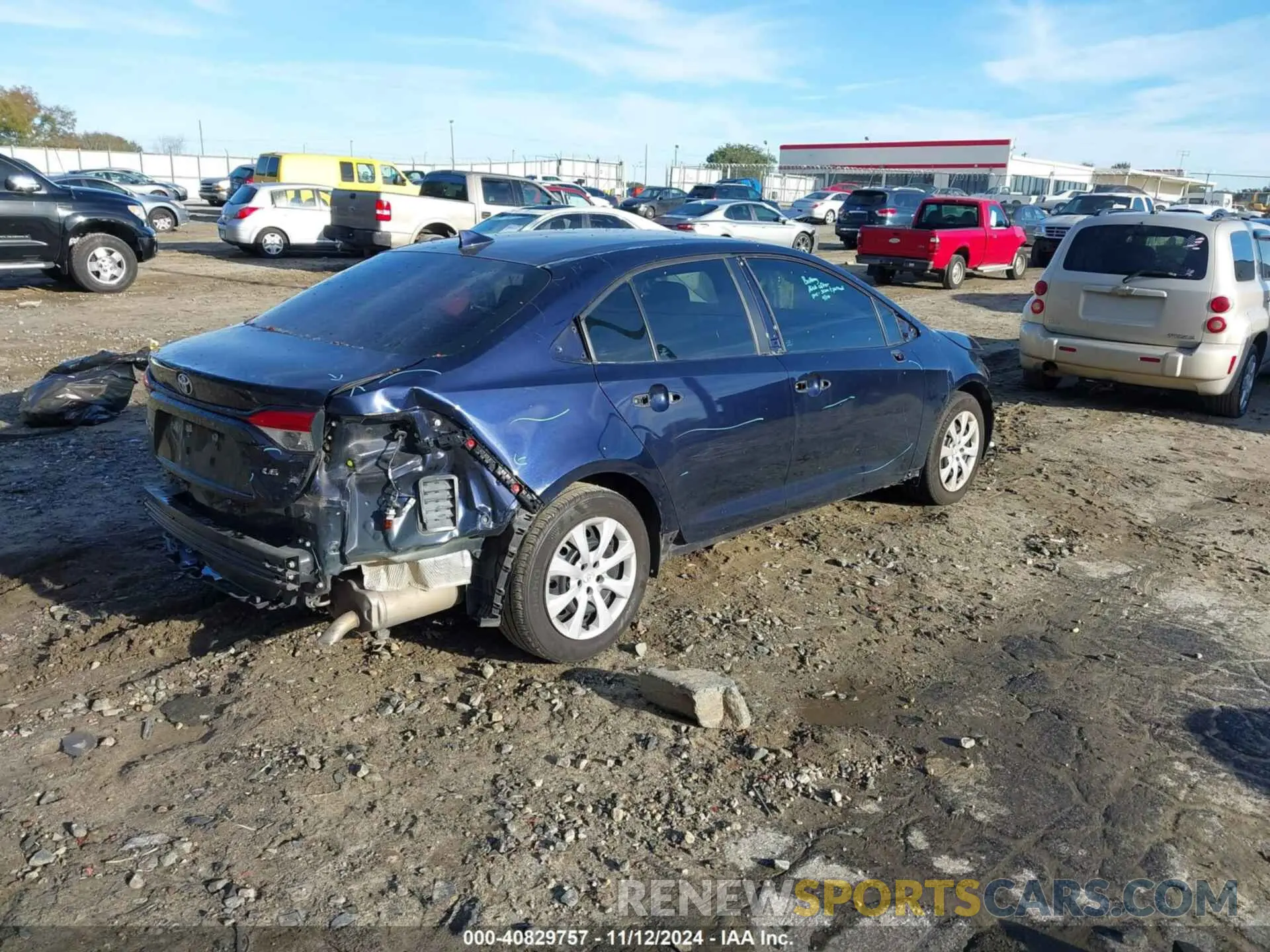 4 Photograph of a damaged car 5YFEPMAE3NP279136 TOYOTA COROLLA 2022