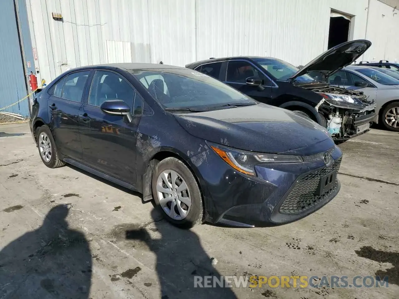 4 Photograph of a damaged car 5YFEPMAE3NP289519 TOYOTA COROLLA 2022