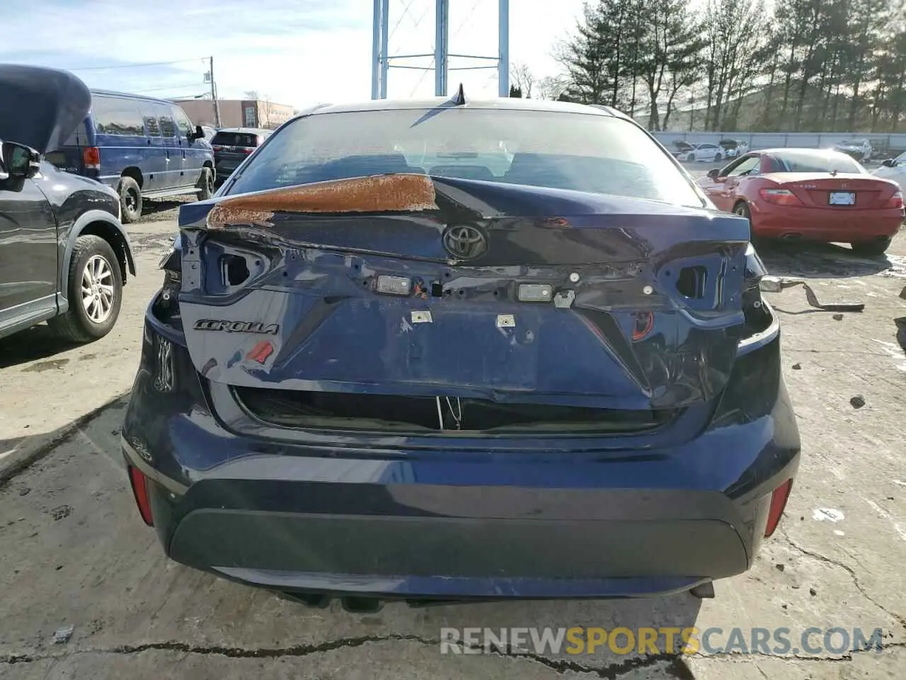 6 Photograph of a damaged car 5YFEPMAE3NP289519 TOYOTA COROLLA 2022