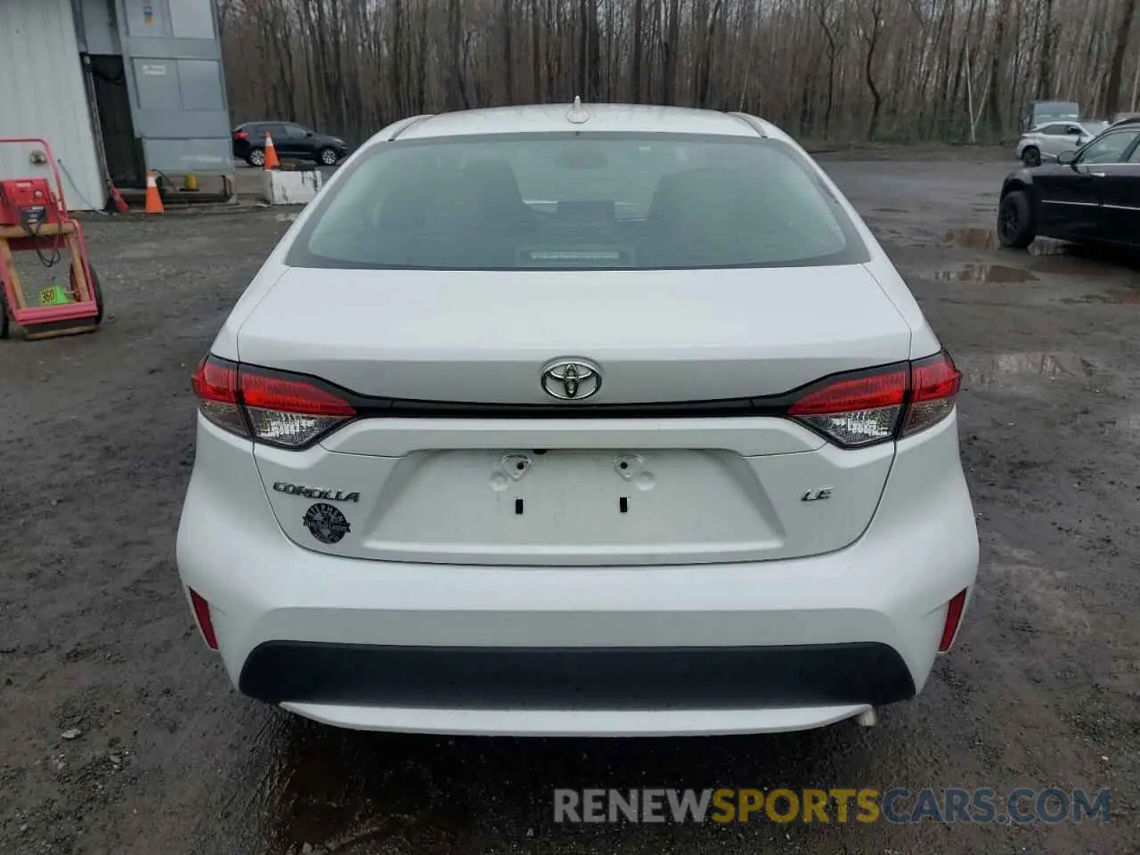 6 Photograph of a damaged car 5YFEPMAE3NP292114 TOYOTA COROLLA 2022