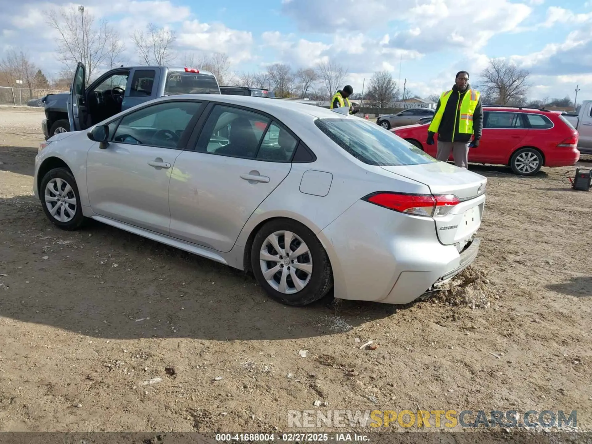 3 Фотография поврежденного автомобиля 5YFEPMAE3NP297460 TOYOTA COROLLA 2022