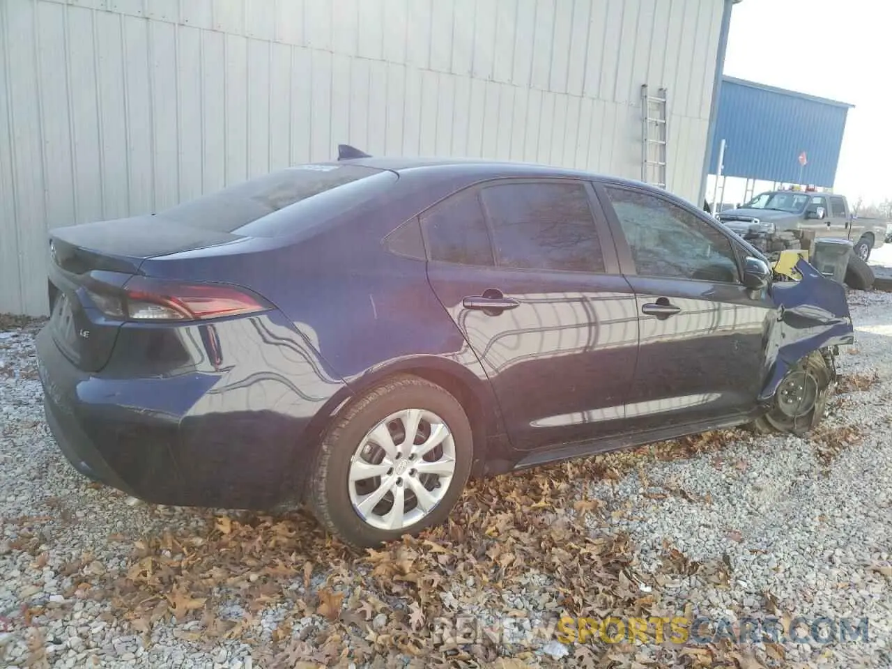 3 Photograph of a damaged car 5YFEPMAE3NP312586 TOYOTA COROLLA 2022