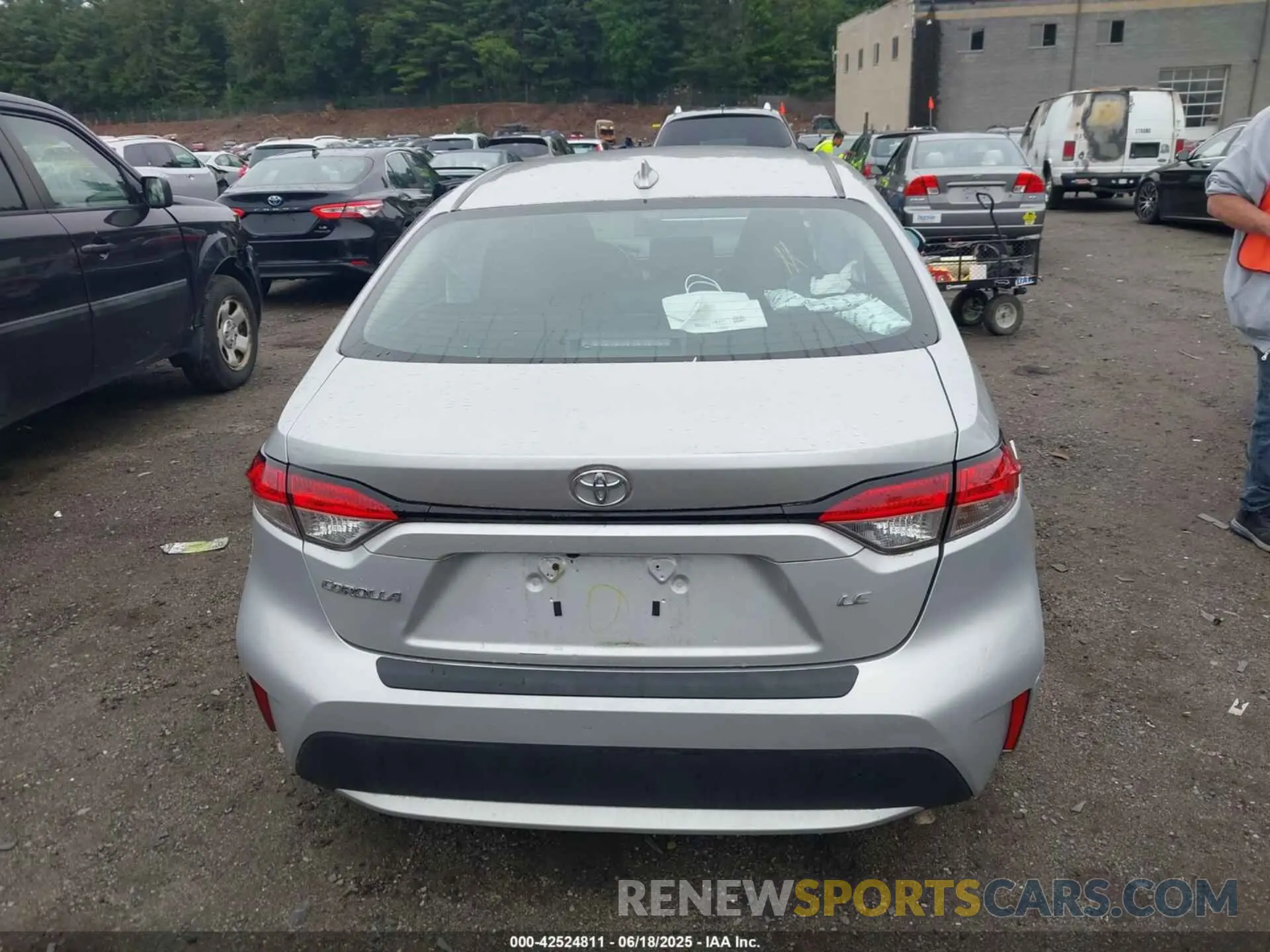 16 Photograph of a damaged car 5YFEPMAE3NP312751 TOYOTA COROLLA 2022